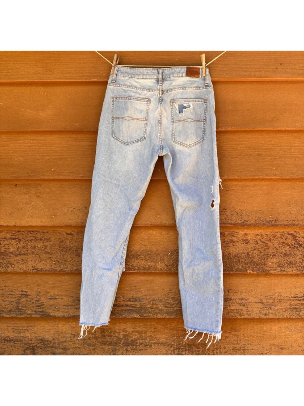 Zara Basic Z1975 Distressed Skinny Light Wash Jeans With Frayed Hem Size 00 Wome - Picture 3 of 11